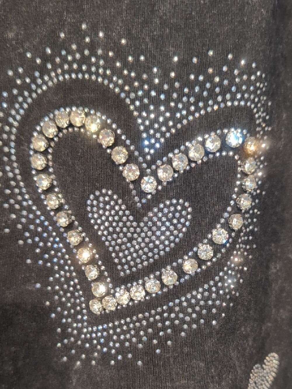 Black Short Sleeve Tee with Iridescent Heart Studs NWOT Size M - Picture 3 of 8